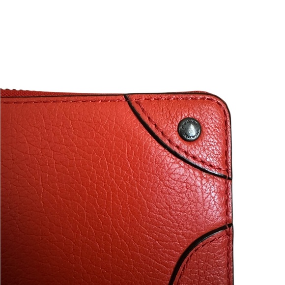 Coach EUC Leather Zip Around Accordion Wallet F52645 - Picture 5 of 13